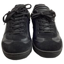 Louis Vuitton-Baskets basses Louis Vuitton en cuir noir et daim-Noir