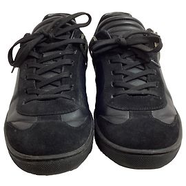 Sneakers basse Louis Vuitton in pelle nera e camoscio Nero