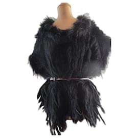 Autre Marque-Knitted rabbit poncho and marmot, black, one size.-Black
