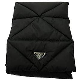 Sciarpa in nylon nera Prada Nero