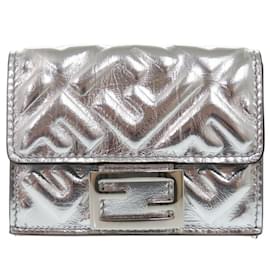 Fendi-Fendi Baguette Micro FF Leather Tri-fold Wallet-Silvery