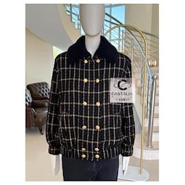 Chanel-Egypt Collection Runway Tweed & Sherpa Jacket 36 FR-Black