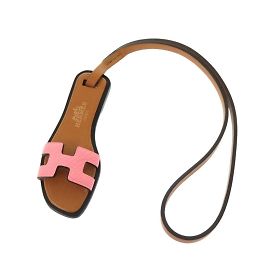 Charm de bolsa Nano Oran da Hermès Rosa Outro