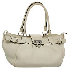 Bolsa de mão em couro branco prateado Gancini da Salvatore Ferragamo Auth yk16589 Prata Branco