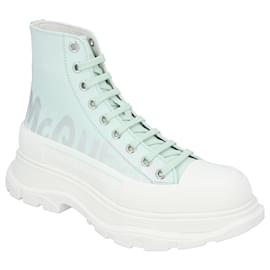 Alexander Mcqueen-Alexander McQueen Tread Slick Boots 'Light Green Graffiti'-Green
