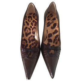Dolce & Gabbana Pumps Dark Brown Leather Dark brown