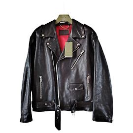 GUCCI LEDER-BIKERJACKE MIT GUCCI-LOGO. Schwarz