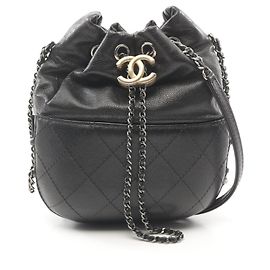 Borsa a spalla in pelle Chanel Gabrielle A98787 Nero