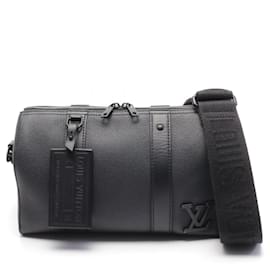 Louis Vuitton-Louis Vuitton City Keepall Leather Shoulder Bag M59255-Black