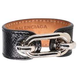 Pulseira Mallian em couro preto Balenciaga prateada Preto