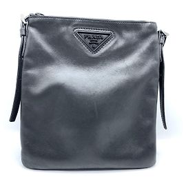 Bolsa de ombro de couro Prada preta Preto
