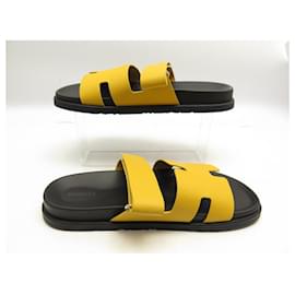 Hermès-NINE HERMES CHYPRE MULES SHOES H222857ZH 42.5 EPSOM LEATHER YELLOW SANDALS NEW-Yellow