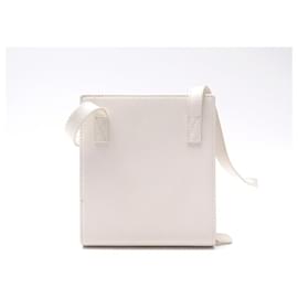 Jacquemus-NINE HANDBAG CLUTCH JACQUEMUS LE GADJO 215SL02 LEATHER STRAP BAG-White