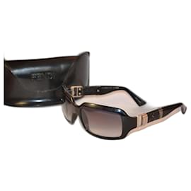 Fendi-sunglasses-Black