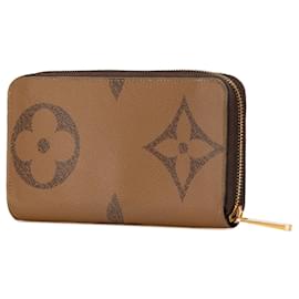Louis Vuitton-LOUIS VUITTON Purses, wallets & cases T.  Cloth-Brown