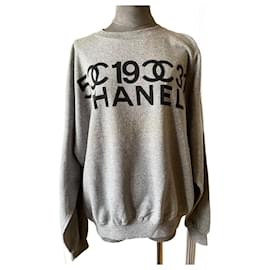 Chanel-Knitwear-Grey