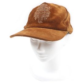 Boné de couro de vaca CHROME HEARTS com bordado de adaga Marrom