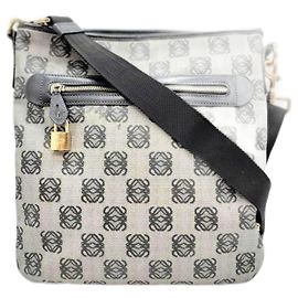 Borsa a tracolla Loewe Anagram Nera Nero