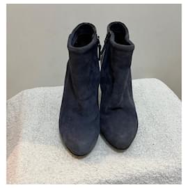 Fendi-Leather and suede ankle boots-Black,Blue