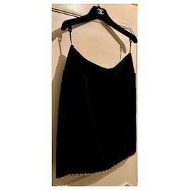 Chanel-Chanel Vintage Fall/Winter 1990 Black Velvet Gold Chain Mini Skirt-Black,Gold hardware
