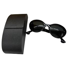 Prada Black Acetate Cat-Eye Sunglasses  SPR-15Q-F Black
