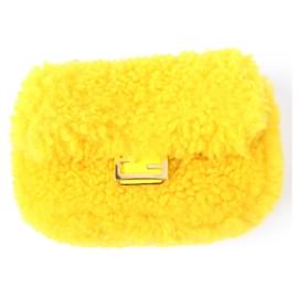 Fendi-Fendi Nano Baguette Fur Shoulder Bag Charm-Yellow