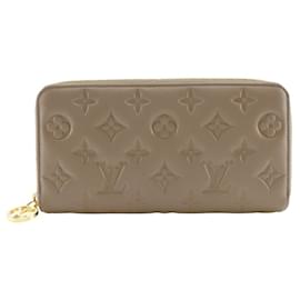 Louis Vuitton-Louis Vuitton Zippy Wallet Monogram M81511-Brown