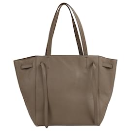 Céline Borsa a spalla in pelle Celine Cabas Phantom Small color cammello Cammello