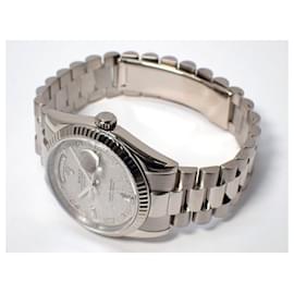Rolex-ROLEX DAY DATE 18KWG 2P diamond Meteorite Genuine goods '09 Mens-White