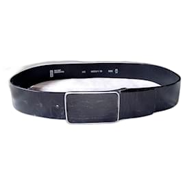 Levi's-Levi's® Red Tab™ Original Reveted Black Cowhide Leather Belt, Black Metal Buckle-Black