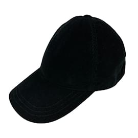Prada-Prada Triangle Plate Cap-Black