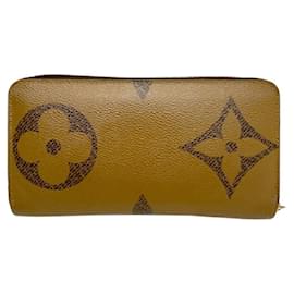 Louis Vuitton-Louis Vuitton Zippy wallet-Beige