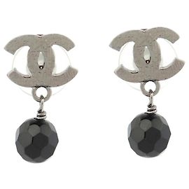 NUOVE ORECCHINI CHANEL LOGO CC E PERLA NERA METALLO ARGENTO Argento