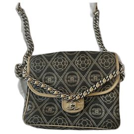 Bolsa Chanel de couro cinza escuro com camélia Cinza antracite