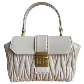 Bolsa Matelassé Miu Miu Branco