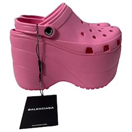 Balenciaga-Balenciaga x Crocs Platform Mules in Pink Rubber-Pink