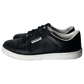 Chanel-Chanel Men's Basket, Size 40-Black,White