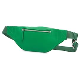 Jacquemus-Jacquemus Green Calfskin La Banane Meunier Belt Bag-Green