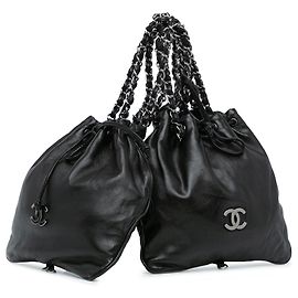 Borsa Chanel Black CC in pelle di vitello con doppia catena Nero