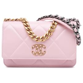 Chanel-Chanel Pink Quilted Lambskin 19 Wallet on Chain-Pink