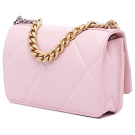 Chanel-Chanel Pink Quilted Lambskin 19 Wallet on Chain-Pink