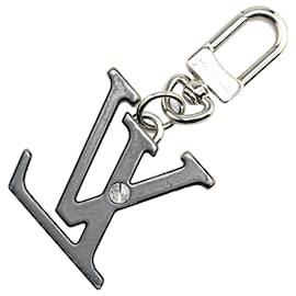 Louis Vuitton-Louis Vuitton Silver Brass LV Initials Key Holder-Silvery