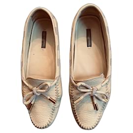 Louis Vuitton-Gloria Leather-Beige