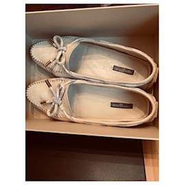 Louis Vuitton-Gloria Leather-Beige