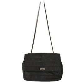 Chanel Schwarze Lederhandtasche Fräulein Schwarz