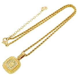 Dior-Dior-Golden