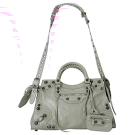 Balenciaga-Balenciaga Neo Cagole City Shoulder Bag in Pink Lamb Leather-Pink