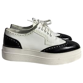 Prada-Brogues à plateforme bicolores Prada en cuir blanc-Blanc