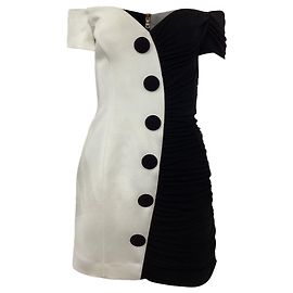 Abito mini bicolore off-shoulder Balmain in viscosa nera e bianca Multicolore