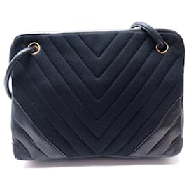 Chanel-VINTAGE CHANEL CAMERA CHEVRON LEATHER AND JERSEY HAND BAG-Black